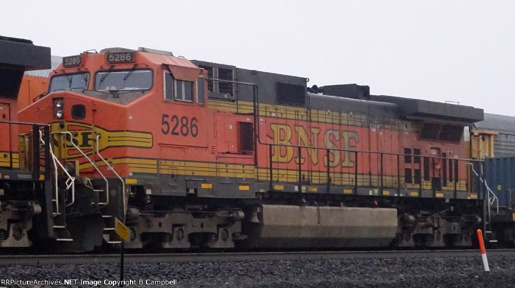 BNSF 5286